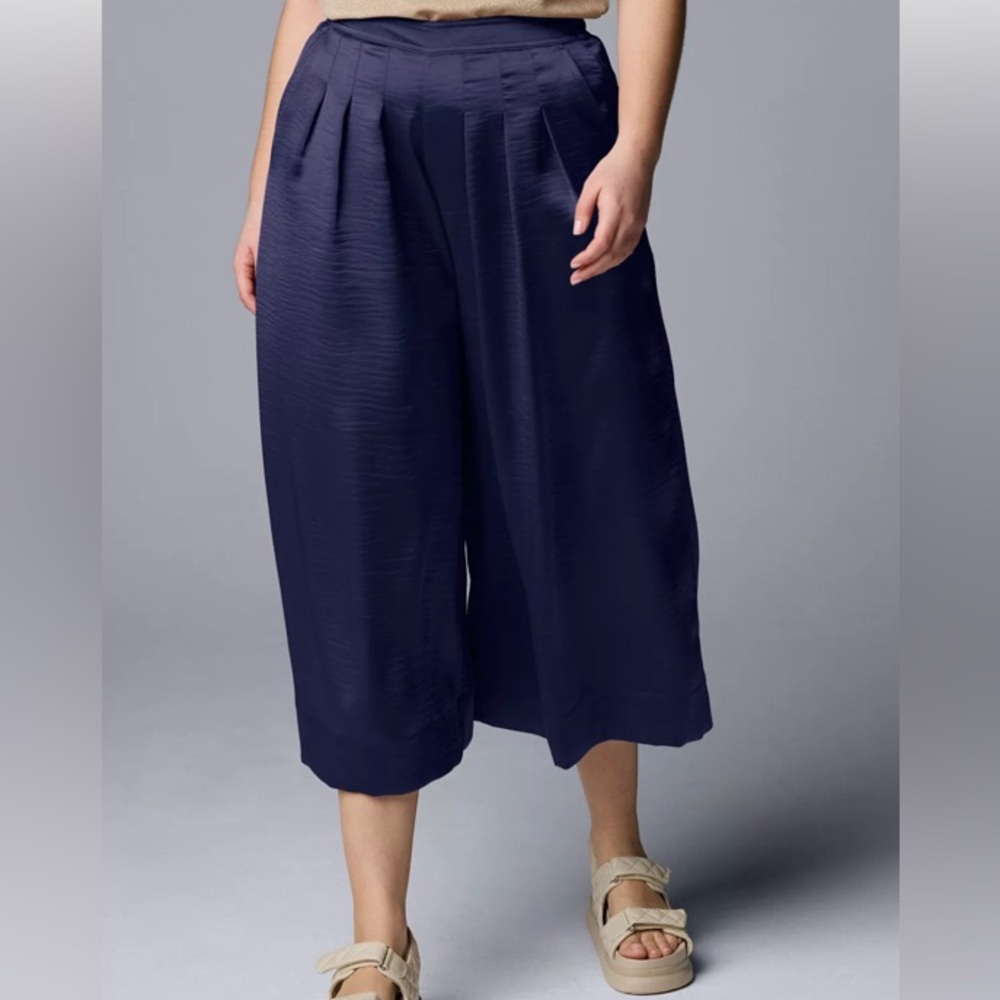NEW Simply Vera‎ Vera Wang Silky Pleated Culotte Pants